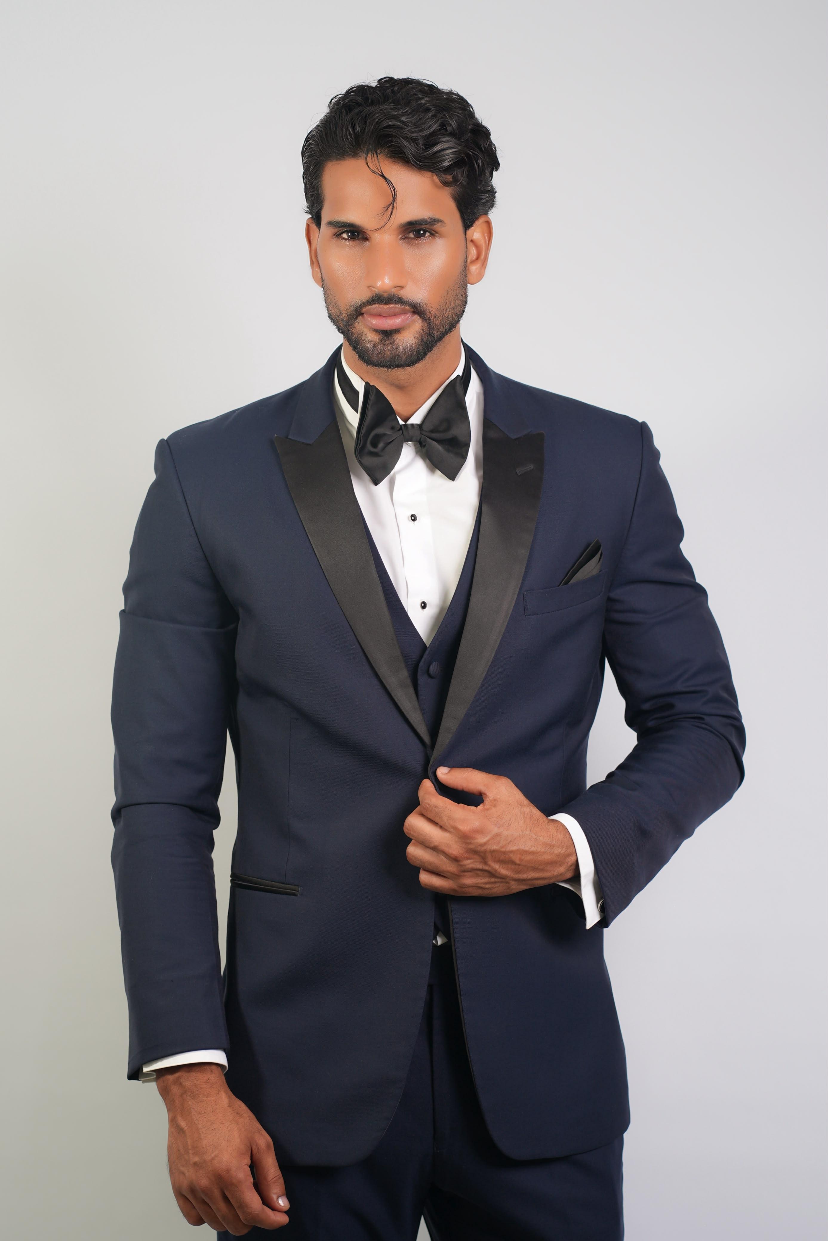 LEANDRO MENDOZA